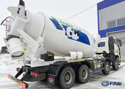 Новый миксер АМКАР 704783-31 на базе шасси FAW Новый миксер АМКАР 704783-31 на базе шасси FAW