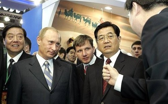 FAW на Китайской Национальной Выставке FAW на Китайской Национальной Выставке