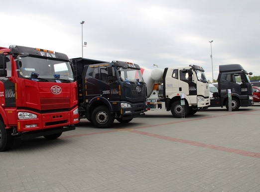 Выставка "Уральский Автосалон-2017" Выставка "Уральский Автосалон-2017"