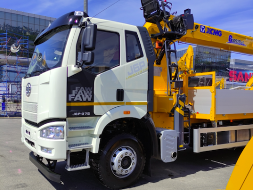 Представляем вам FAW с КМУ XCMG SQS350-5