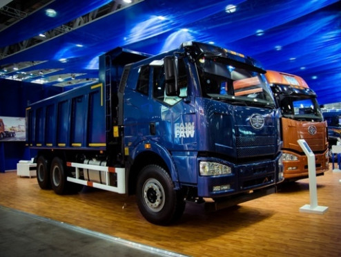 Самосвалы FAW J6 в наличии