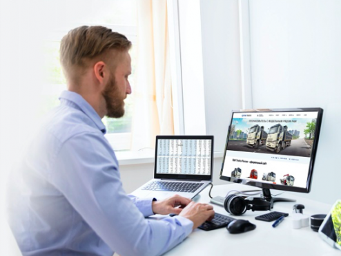 Ищем IT-специалиста и менеджера по продажам